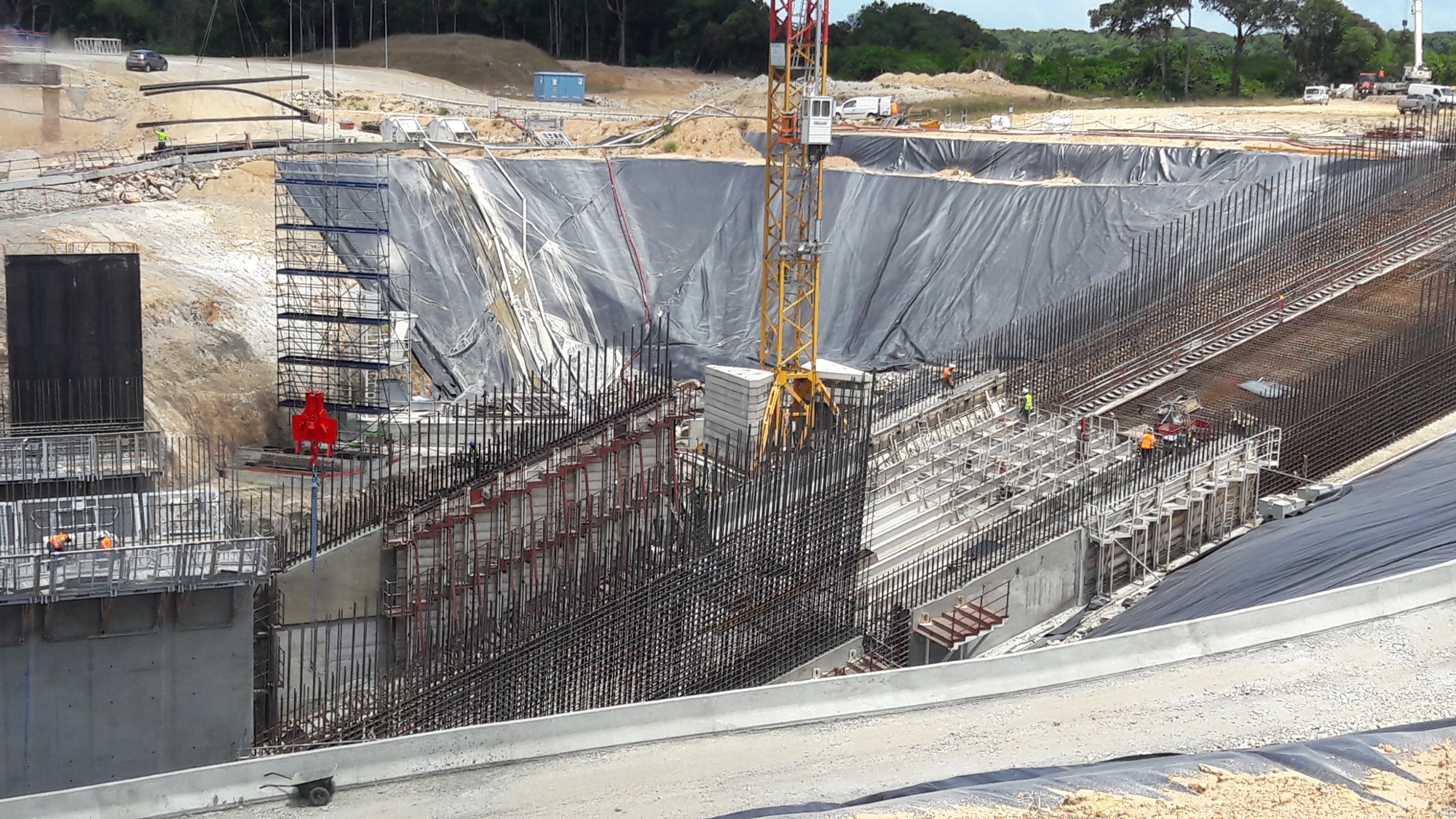 coffrage TP -CLRM - Chantier ELR4 Ariane 6 - Guyane